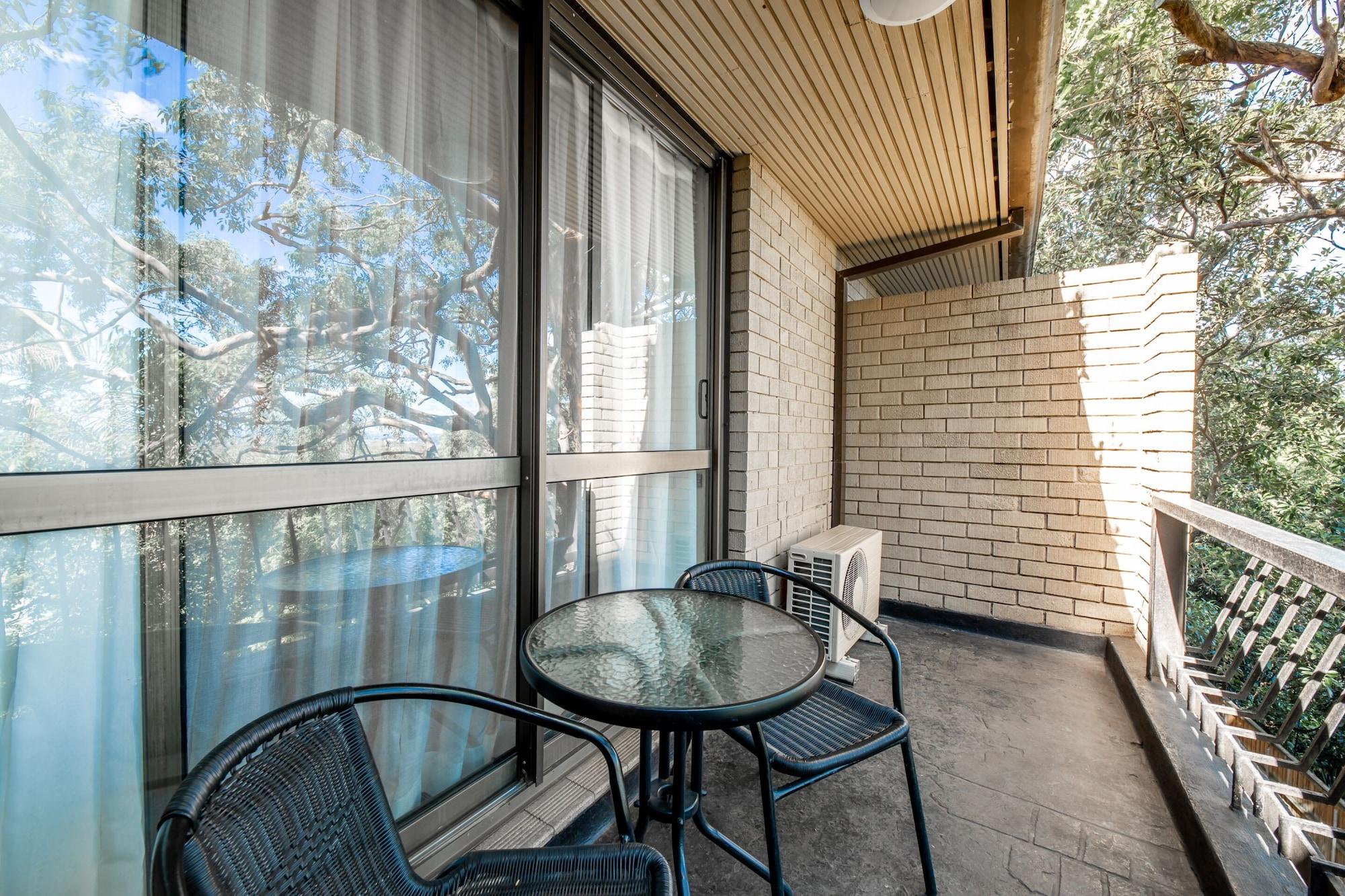 Twin Towers Inn Sydney Exterior photo