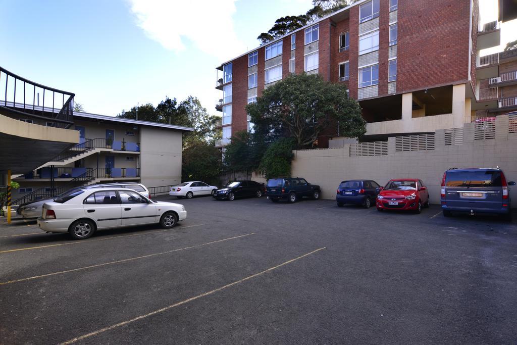 Twin Towers Inn Sydney Exterior photo