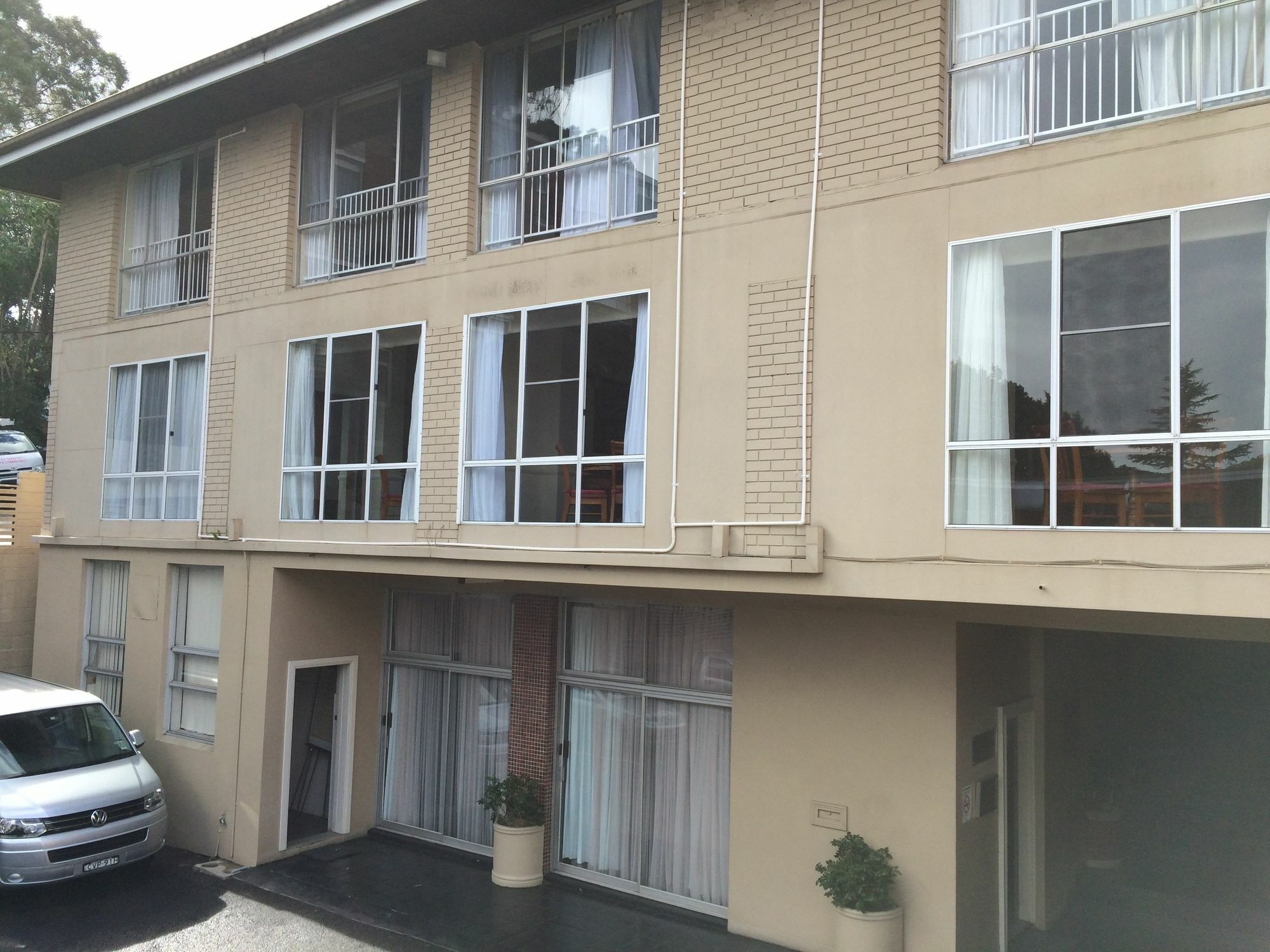 Twin Towers Inn Sydney Exterior photo
