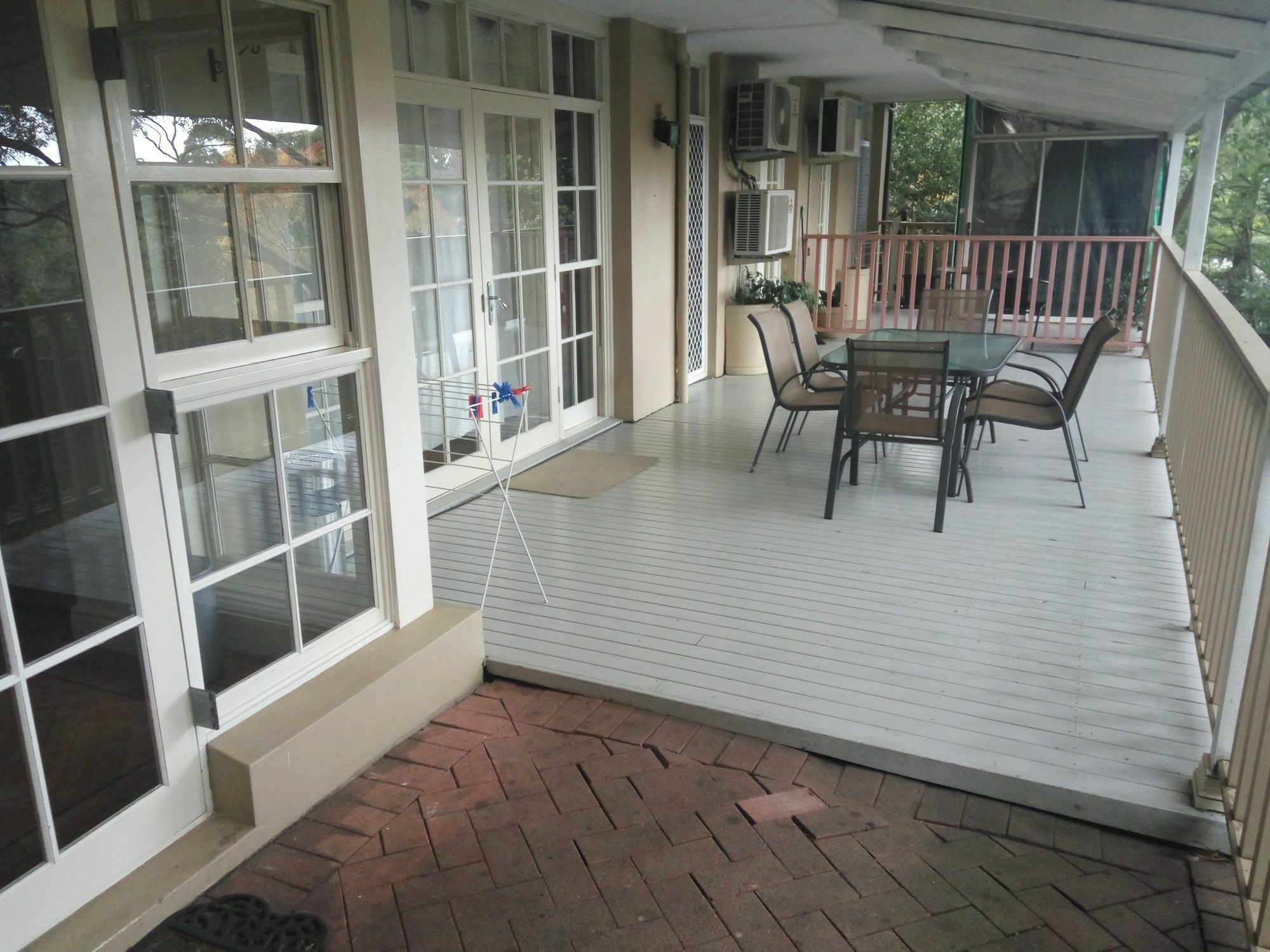 Twin Towers Inn Sydney Exterior photo